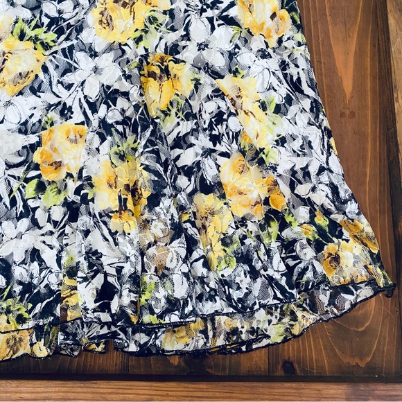 CJ Banks floral lace midi skirt - Picture 3 of 5